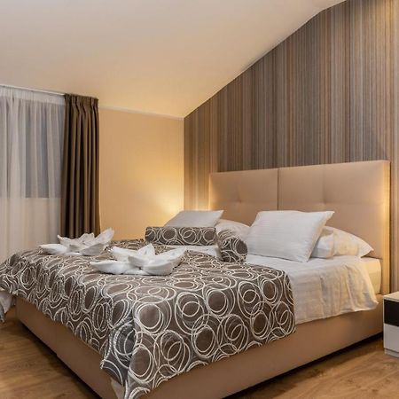 Hotel Tomazici Santalezi Εξωτερικό φωτογραφία